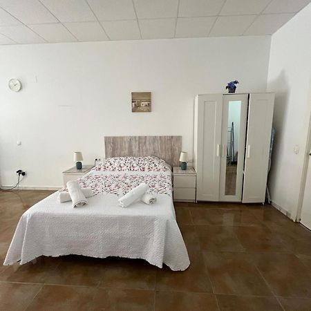 Becquer 3 Apartment มาลากา ภายนอก รูปภาพ
