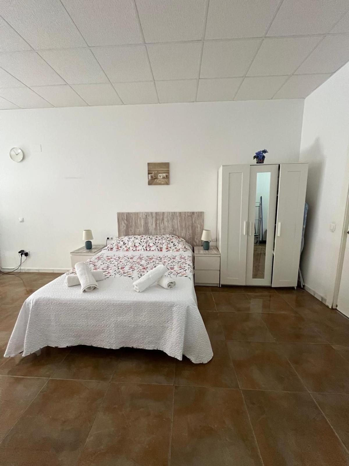 Becquer 3 Apartment มาลากา ภายนอก รูปภาพ